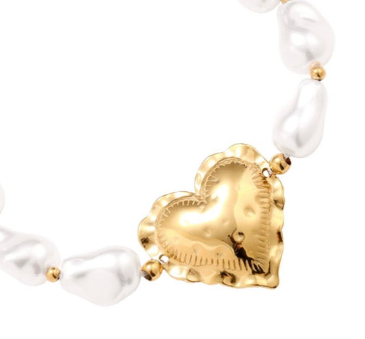 Great Heart In Pearl Chain bracelet