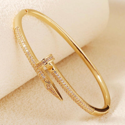 Nail Crystal Bangle – Gold