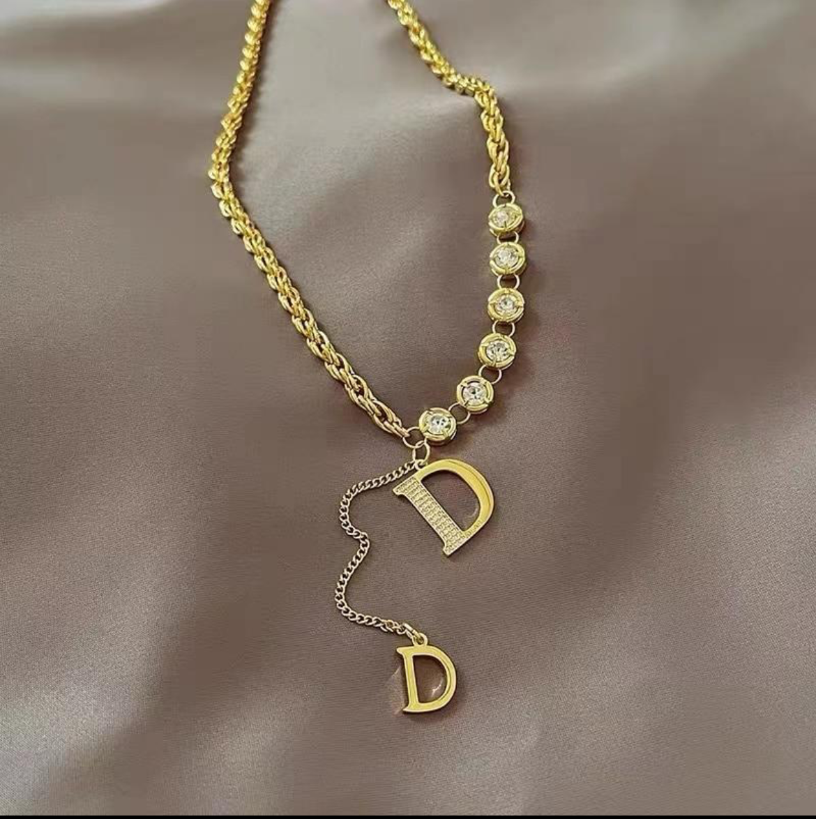 Crystal Initial Statement Necklace – Luxury Gold Letter Pendant