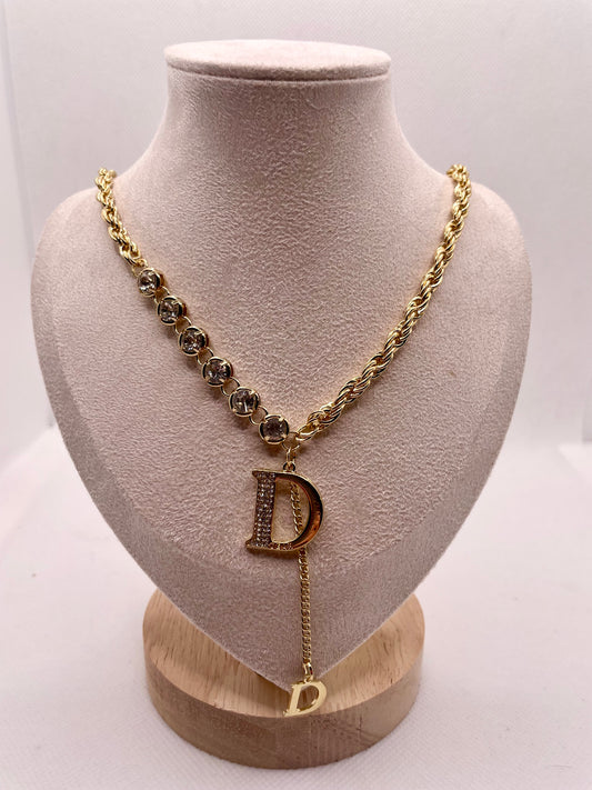 Crystal Initial Statement Necklace – Luxury Gold Letter Pendant