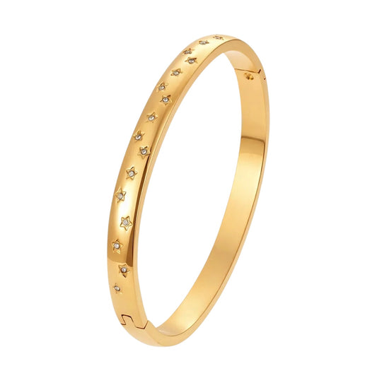 Stella Bangle