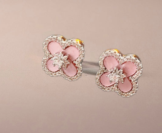 Mother of Pearl Lucky Clover Flower earrings