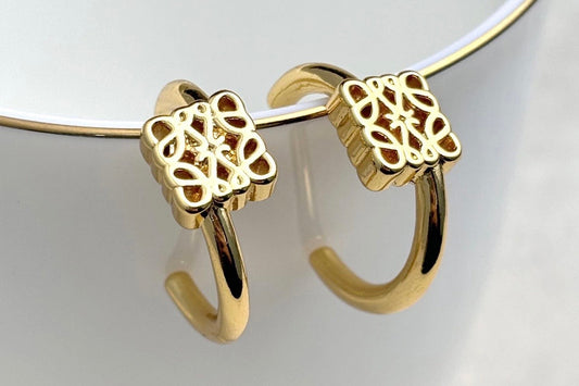 Soft Clover Gold Hoop Earrings – Minimal Floral Huggies