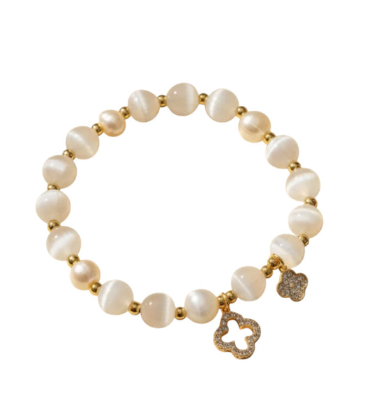 Luna Clover Pearl Beaded Bracelet
